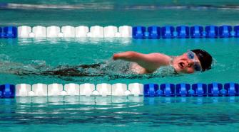 FeaturedIntroTemplate_ParaSwimming - Disability swimming_featuring Andrew Mullen.jpg